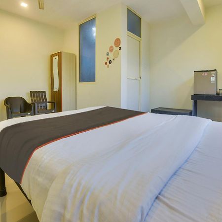 Hotel Collection O Morjim Sea Wave Extérieur photo